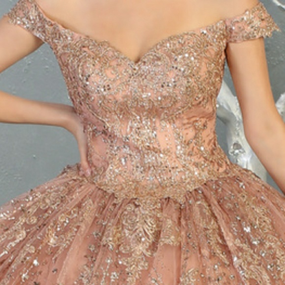 Off shoulder new formal wedding corset back dress - Picture 7 of 8